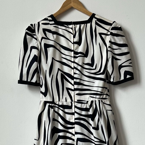 VINTAGE/POSH by Jay Anderson size 6 square neck dress with slightly puff sleeve - Picture 4 of 10